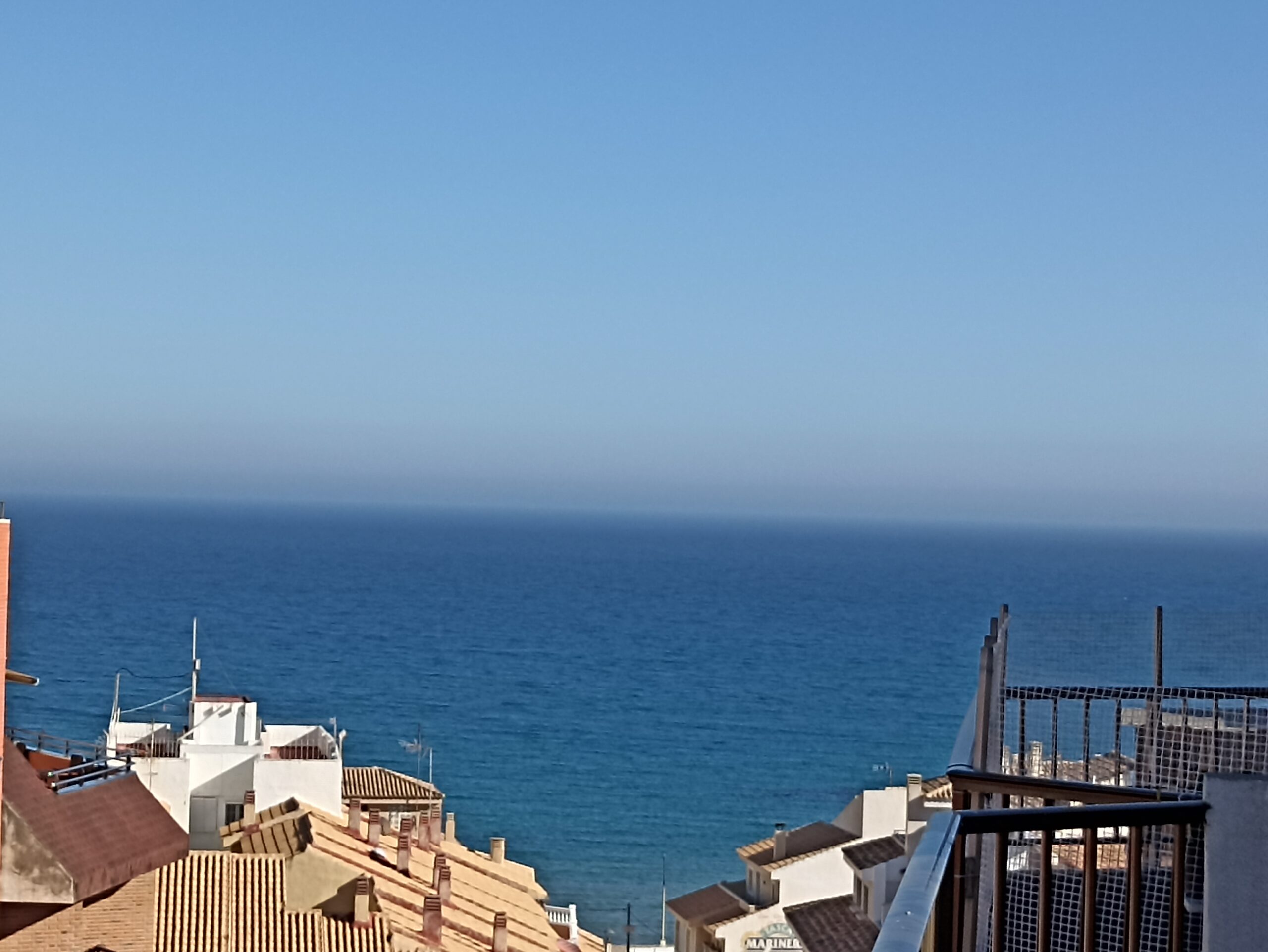 Ático a 3 minutos de la playa con 86m² de luminosidad y vistas